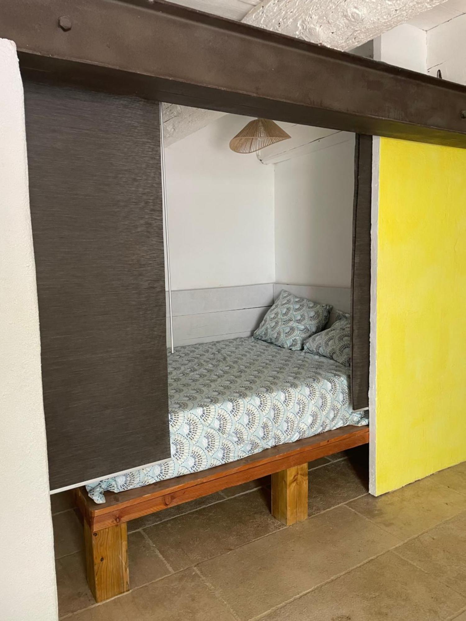 Logement Privatif Sommières Extérieur photo